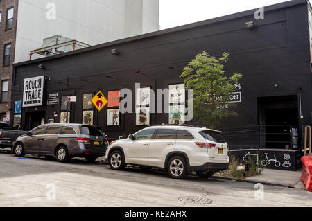 L'extérieur du magasin de disques Rough Trade dans Brooklyn, New York. Banque D'Images