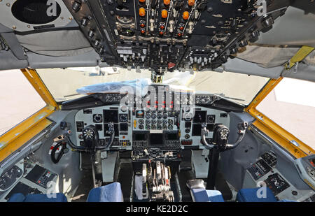 Air tanker militaire vue cockpit Banque D'Images