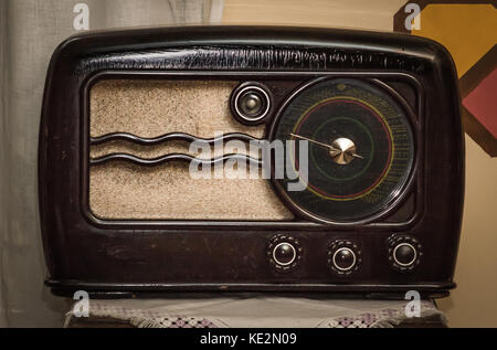 Vintage radio faite en Lettonie en usine, dans 1940th vef Banque D'Images