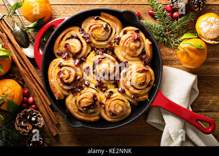 Canneberges et Orange cannelle pour le petit déjeuner de Noël Banque D'Images