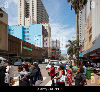 L'élévation des Kaseme occupé Dr Pixley Street. Pioneer Place, Durban, Afrique du Sud. Architecte : designworkshop : sa, 2016. Banque D'Images