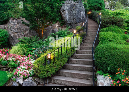 Jardin en contrebas, les Jardins Butchart, Central Saanich,(Victoria), BC, Canada Banque D'Images