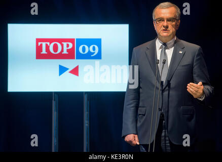 Prague, République tchèque. 30 mai, 2017. ***Photo d***, Miroslav Kalousek, président du parti politique tchèque top 09, est vu à Prague, en République tchèque, le 30 mai 2017. Le parti est entre 10 parties les plus privilégié dans les sondages d'élections générales 2017. République tchèque aura lieu le 20 et 21 octobre. crédit : vit simanek/ctk photo/Alamy live news Banque D'Images