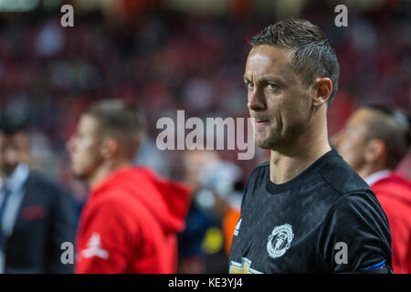 Lisbonne, Portugal. 18 oct, 2017 18 octobre 2017.. Lisbonne, Portugal. unitedõs manchester rugby à Serbie nemanja matic (31) au cours de la partie de la 3e ronde de la Ligue des champions, groupe a, SL Benfica v Manchester United FC Crédit : Alexandre de Sousa/Alamy live news Banque D'Images