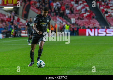 Lisbonne, Portugal. 18 oct, 2017 18 octobre 2017.. Lisbonne, Portugal manchester. unitedõs avant d'angleterre marcus rashford (19) au cours de la partie de la 3e ronde de la Ligue des champions, groupe a, SL Benfica v Manchester United FC Crédit : Alexandre de Sousa/Alamy live news Banque D'Images