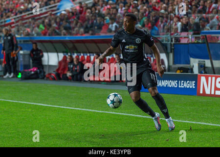 Lisbonne, Portugal. 18 oct, 2017 18 octobre 2017.. Lisbonne, Portugal. unitedõs avant de Manchester france anthony martial (11) au cours de la partie de la 3e ronde de la Ligue des champions, groupe a, SL Benfica v Manchester United FC Crédit : Alexandre de Sousa/Alamy live news Banque D'Images