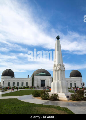 Observatoire Griffith est une installation à Los Angeles, Californie, assis sur le versant sud du mont Hollywood à Los Angeles Banque D'Images