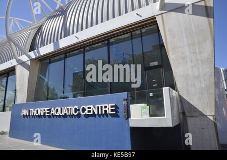 L'entrée de l'Ian Thorpe aquatic centre de Sydney en Australie, nommé en l'honneur de la médaille d'or large nageur olympique. Banque D'Images