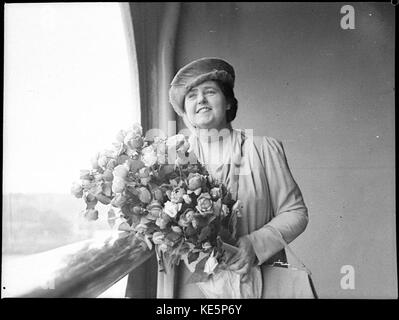 24842 Lotte Lehmann arrivée d'Amérique par Monterey Banque D'Images