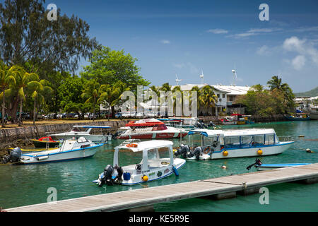 Les Seychelles, Mahe, Marine, location de bateaux à quai, les loisirs Banque D'Images