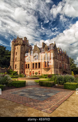 Château de Belfast en Irlande du Nord avec ciel sombre Banque D'Images