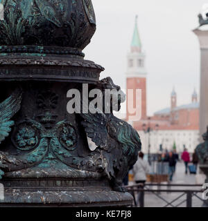 Lion de Venise sur les bas-reliefs sur les rues Banque D'Images
