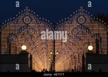Passerelle à Jerez De La Frontera, mai Foire aux chevaux ; Jerez De La Frontera, Cadix, Andalousie, Espagne Banque D'Images