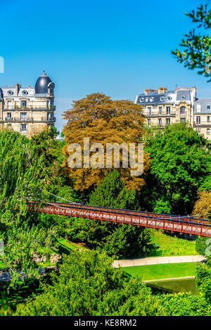 Parc des Buttes-Chaumont à Paris Banque D'Images