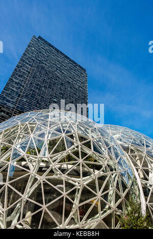 Les trois sphères sur Amazon, Seattle, Washington, USA Banque D'Images