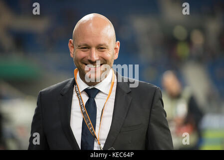 Sinsheim, Deutschland. 19 octobre 2017. Sinsheim, GER - 19 octobre, Rhein-Neckar-Arena . Alexander Rosen de Hoffenheim lors du match entre TSG Hoffenheim et Istanbul Basaksehir FK au 3. Journée de match dans le Groupe C de la Ligue Europe. ( Credit : Ulrich Roth/Alamy Live News Banque D'Images