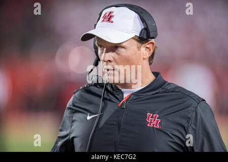 Houston, TX, USA. 19 Oct, 2017. L'entraîneur-chef des Cougars de Houston Applewhite majeur au cours du 3ème trimestre d'une NCAA football match entre les Memphis Tigers et de l'Université de Houston Cougars à TDECU Stadium à Houston, TX. Memphis a gagné le match 42-38.Trask Smith/CSM/Alamy Live News Banque D'Images