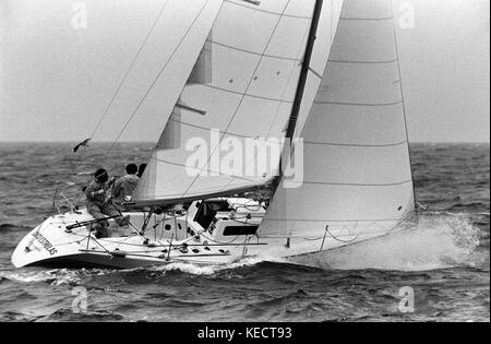 AJAXNETPHOTO - 1979 - DEMI-TONNE MONDES - SCHEVENINGEN, HOLLANDE. ENCOESTRELAS EN COMPÉTITION DANS LES CHAMPIONNATS DU MONDE. PHOTO:JONATHAN EASTLAND/AJAX REF:HDD/HALF TON/79. Banque D'Images