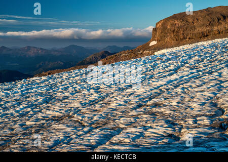 Crevasses au glacier Castano Overa près de Refugio Otto Meiling, massif du Monte Tronador, montagnes des Andes, Nahuel Huapi NAT. Park, Patagonie, Argentine Banque D'Images