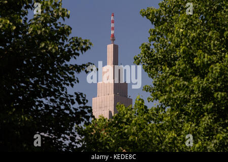 NTT DoCoMo Tower à Shinjuku, Tokyo, Japon Banque D'Images