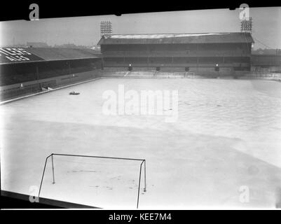 Derby County Football Club stadium de 1895 à 1997 - Le terrain de base-ball - en vertu de l'snowon 22 janvier 1963. Photographie par Tony Henshaw *** *** légende locale de la filiale en propriété négatif original. Banque D'Images