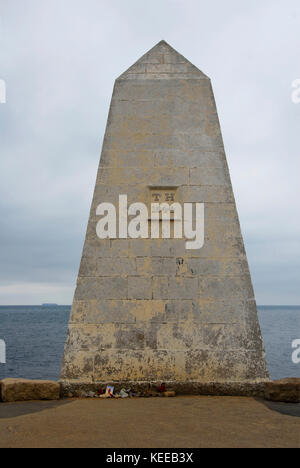 Obélisque de Trinity House, Portland Bill, Dorset, Angleterre Banque D'Images