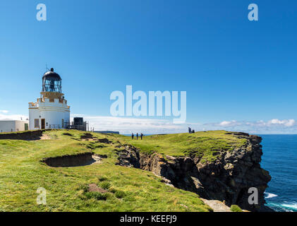 Le phare sur les Brough de Birsay, Orkney, continentale, îles Orcades, Ecosse, Royaume-Uni Banque D'Images