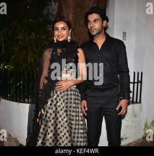 Mumbai, Inde. 19 oct, 2017. film indien rajkumar acteur rao assister à l'Aamir Khan à son parti diwali recidency à Bandra, Mumbai crédit : azhar khan/Alamy live news Banque D'Images