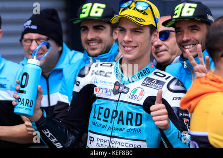 Melbourne, Australie. 21 octobre 2017. Joan Mir prend la 3e place des qualifications pour Moto3 lors du Michelin Australian Motorcycle Grand Prix 2017 au Michelin Australian Motorcycle Grand Prix 2017, Australie, le 21 octobre 2017. Crédit : Dave Hewison Sports/Alamy Live News Banque D'Images