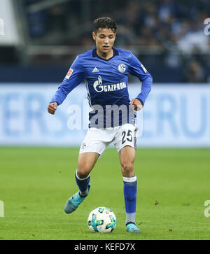 Gelsenkirchen, Allemagne. 20 oct, 2017 L'harit schalke. amine en action au cours de la Bundesliga match de football entre le FC Schalke 04 et FSV Mainz 05 à Gelsenkirchen, Allemagne, 20 octobre 2017. crédit : ina fassbender/dpa/Alamy live news Banque D'Images