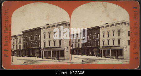 Dominick Street, côté sud. (Vue d'un immeuble commercial.), par W. P. Bacon Banque D'Images