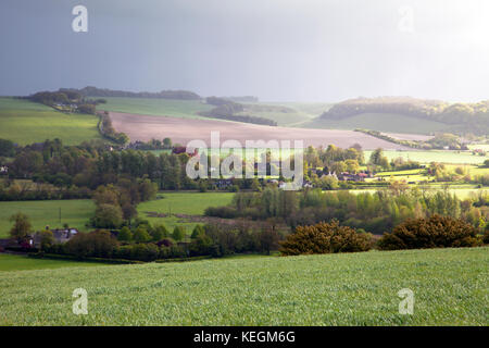 Une vue de la vallée wylye à Upton lovell dans le Wiltshire. Banque D'Images