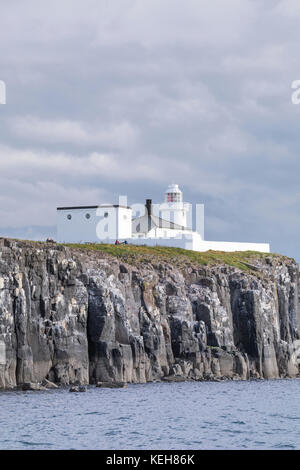 Le phare, les îles Farne Farne, Inner Farne, Northumberland, North Sunderland Banque D'Images