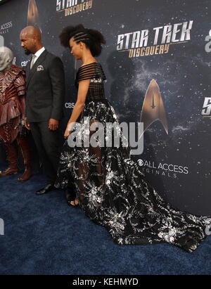 Première de 'Star Trek : Discovery' au ArcLight Cinerama Dome avec : Sonequa Martin-Green, mari Kenric Green où : Los Angeles, Californie, États-Unis quand : 19 Sep 2017 crédit : Adriana M. Barraza/WENN.com Banque D'Images