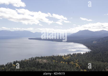 Vue du lac Tahoe à partir de la rive ouest Banque D'Images