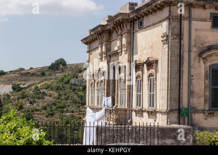 Photographie de rue à Ragusa, Sicile Banque D'Images