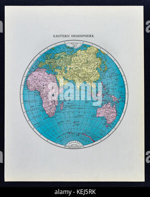 Mcnally monde antique map 1911 montrant l'hémisphère Sud Europe Asie et Australie Banque D'Images