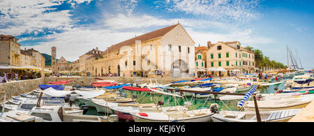 Panorama de la ville de Hvar Banque D'Images