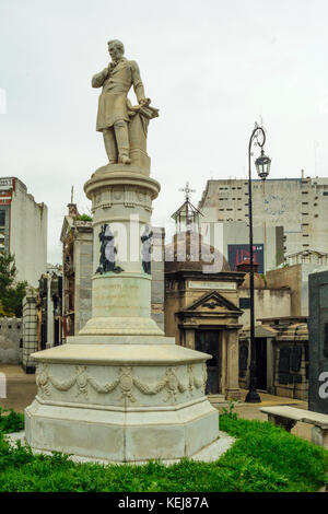 Buenos Aires, Argentine - 17 septembre 2009 : monument à valentin alsina, dans le cimetière de la Recoleta, Buenos Aires, Argentine Banque D'Images