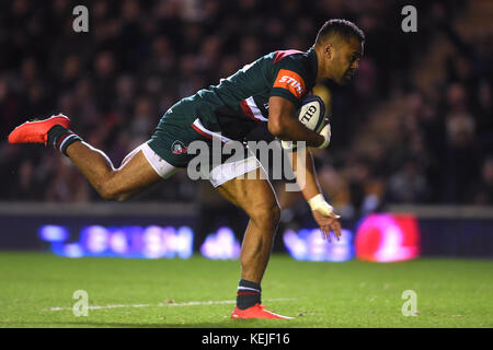 Leicester Tigers' telusa veainu s'exécute dans ses équipes quatrième lors de la coupe des champions, la piscine quatre match à Welford Road, leicester. Banque D'Images