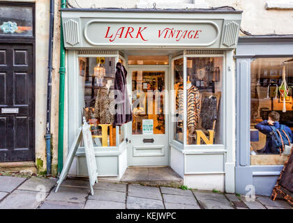 Lark vintage shop avant sur Catherine Hill à Frome, Somerset Banque D'Images