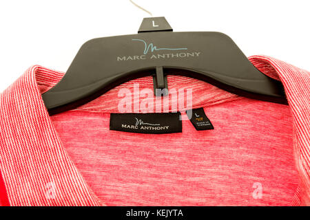 Winneconne, WISCONSIN - 15 octobre 2017 : Polo avec Mark Anthony sur fond isolé. Banque D'Images