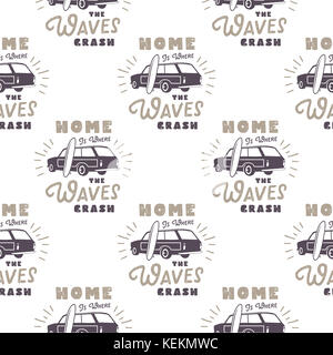 Vieille voiture style surf pattern design. été peint seamless avec van, planches de surf, location de combi monochrome. sunbursts. illustration. Utiliser pour l'impression sur tissu, projets web, des t-shirts. Banque D'Images