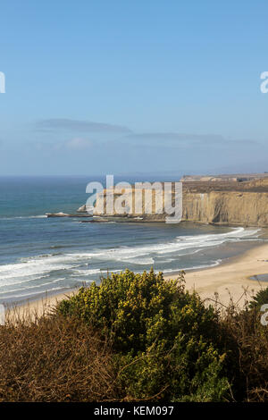 Falaises, half moon bay, Californie, Etats-Unis, Amérique du Nord Banque D'Images