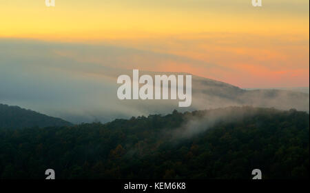 Coucher de soleil sur la vallée de Shenandoah en Virginie de l'ouest Banque D'Images