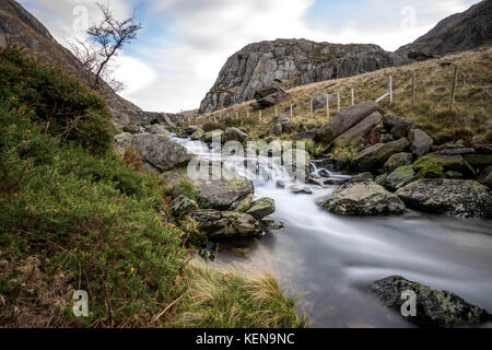 Les ruisseaux de nant peris, galles Banque D'Images