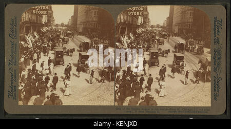 L'une des rues les plus animées du monde State Street, Chicago, Illinois (18 milles de long). Au nord de Madison Street, à partir de Robert N. Dennis collection de vues stéréoscopiques 2 Banque D'Images