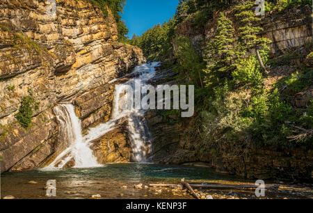 Les chutes d'eau dans le parc national des Lacs-Waterton, Alberta Canada Banque D'Images