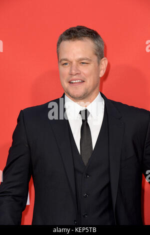 Los Angeles, États-Unis. 22 octobre 2017. LOS ANGELES, CA - 22 octobre 2017 : Matt Damon à la première de 'Suburbicon' au Regency Village Theatre, Westwood Picture Credit : Sarah Stewart/Alamy Live News Banque D'Images