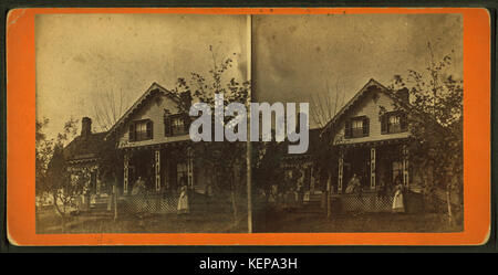 Portrait d'un vieux couple assis sur le porche, de Robert N. Dennis collection de vues stéréoscopiques Banque D'Images